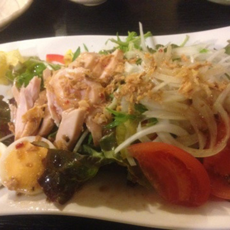 蒸し鶏のサラダ(串のこたに)