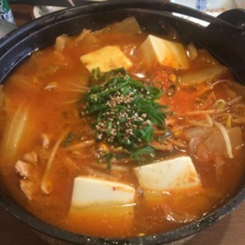 八珍鍋(炭火串焼ホルモン 串八珍)