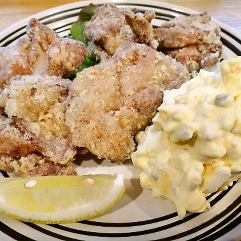 鶏の唐揚げ　タルタルソース(串居酒屋むら松)