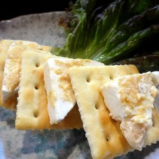 チーズの味噌漬け(串揚げ処 串英)