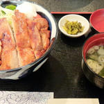 鶏の照り焼き丼セット(串焼き こがめ)