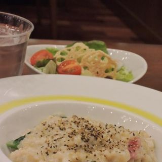 きのことベーコンのチーズクリーム発芽玄米リゾット(丸の内 CAFE 会 （カフェ）)