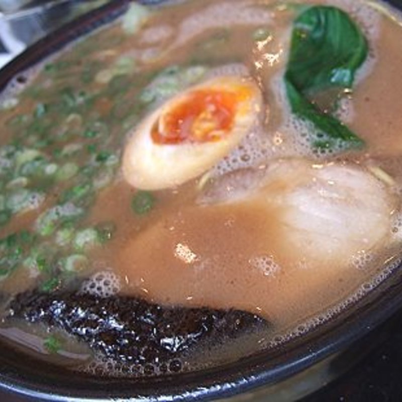 しょうゆとんこつ(久留米 大砲ラーメン 天神今泉店)