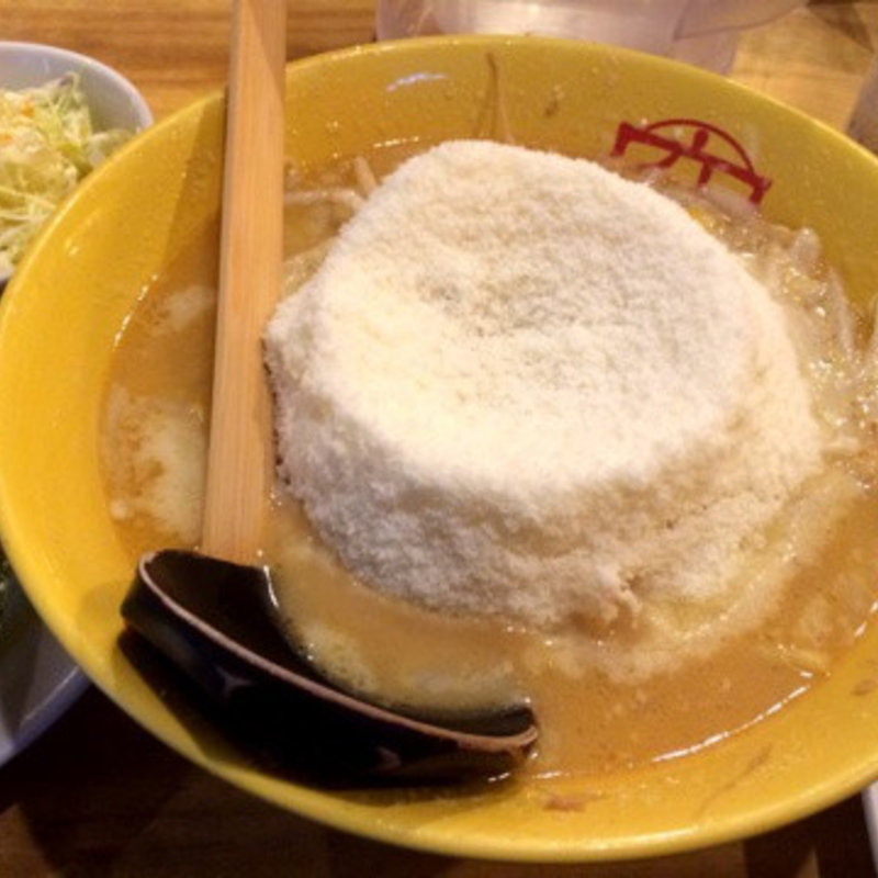 ﾁｰｽﾞﾗｰﾒﾝ(九十九ラーメン 恵比寿本店)
