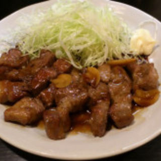 トンテキ定食(九州酒場 びーどろ)