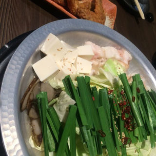 モツ鍋 白味噌(京もつ鍋 亀八 お初天神裏参道店)