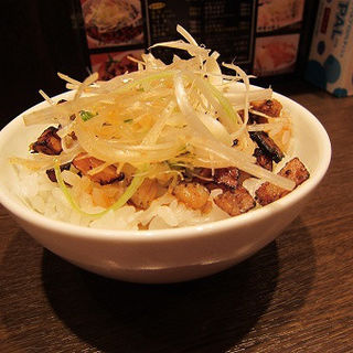 ミニチャーシュー丼(亀戸らぁ麺 零や 船橋店)