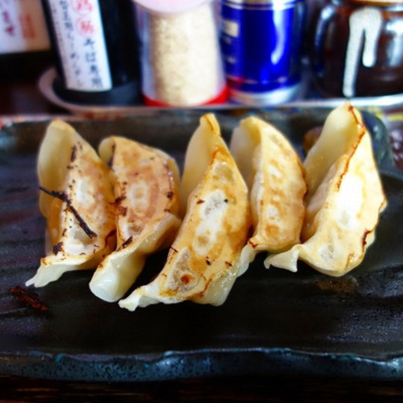 餃子(五代目らーめん処 まるは商店)