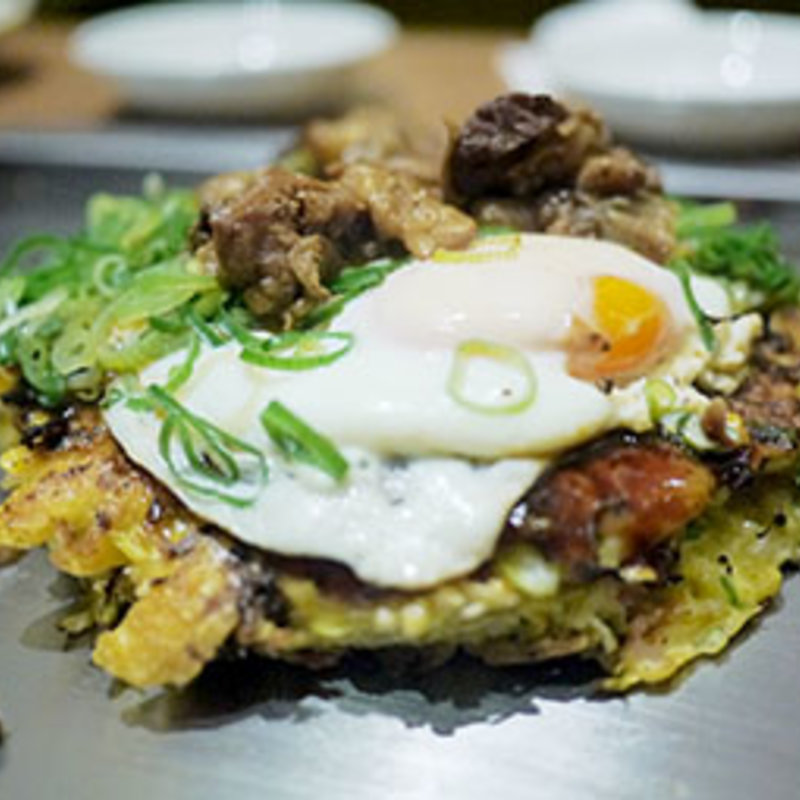 お好み焼き 牛すじネギ焼き(五郎っペ食堂 ららぽーとEXPOCITY店)