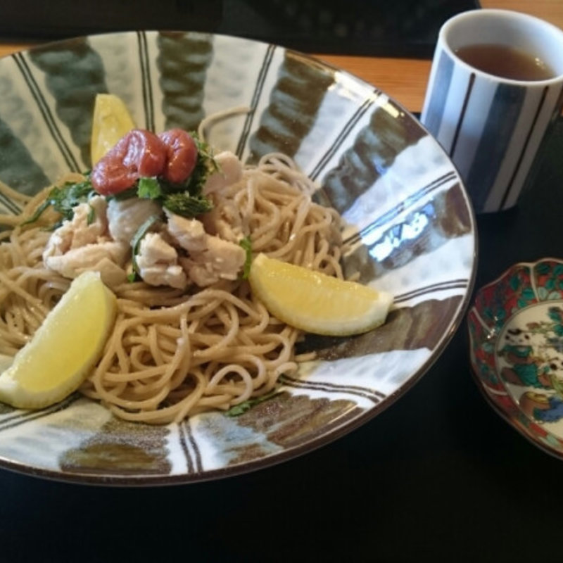 鶏塩レモンそば(井上のそば屋 )