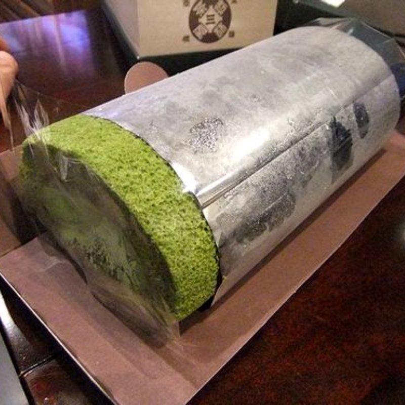 抹茶ロールケーキ(京はやしや 博多)