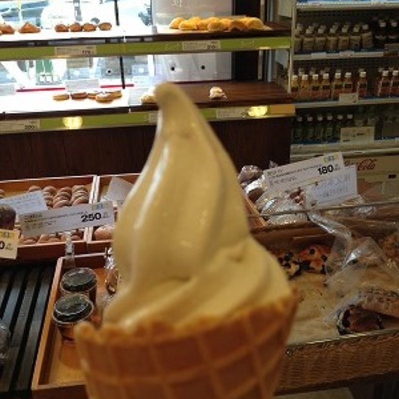 黒豆ソフト(京丹波 西紀ＳＡ上り売店 )