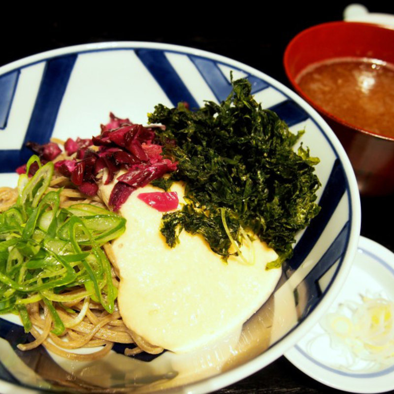 冷たいお蕎麦(京都 中之光庵 （キョウト ナカノコウアン）)