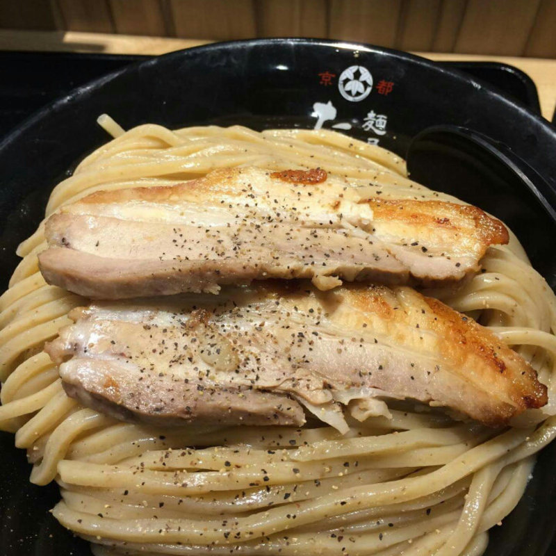 味卵つけめん大盛り(京都 麺屋たけ井 阪急梅田店 （きょうと めんやたけい）)