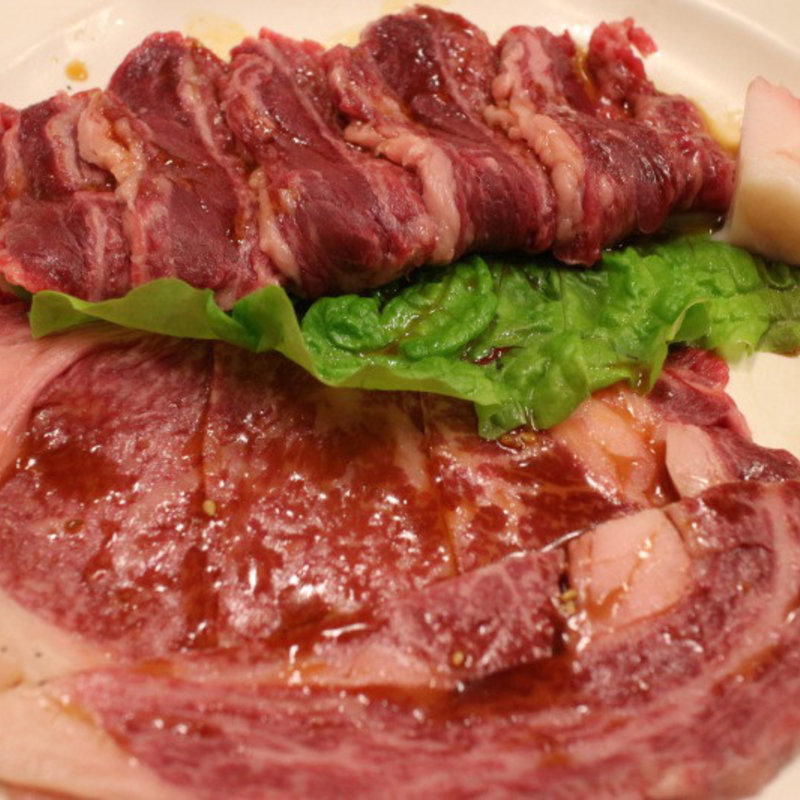 カルビ　ロース(大衆肉料理 今久)