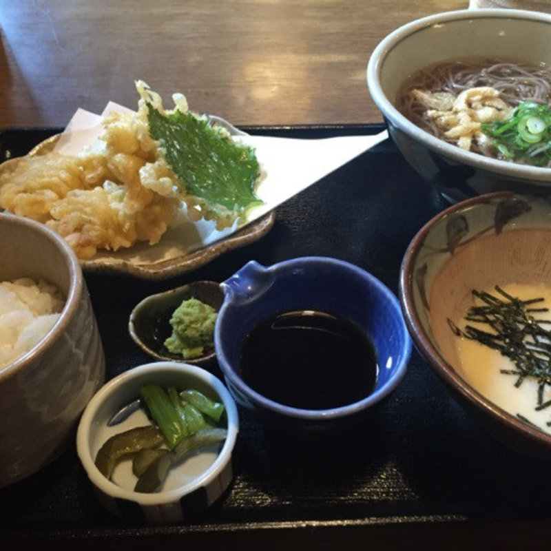 とろろそば定食(今日亭 巽店)