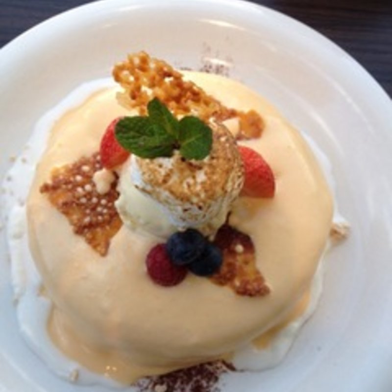 クレームブリュレクラクラン仕立て(パンケーキカフェ クローバーズ)
