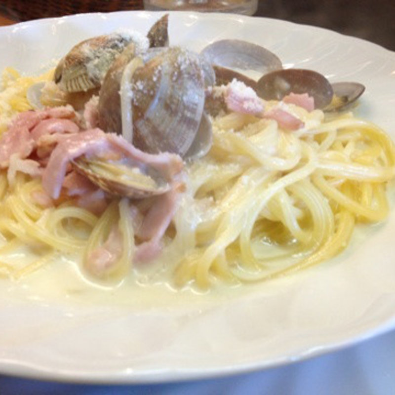アサリクリームパスタ(伊太利亜食堂ラ・アマーティー)