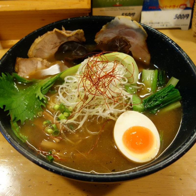 昆布炭火焼き鯵節らーめん(伍陣 )