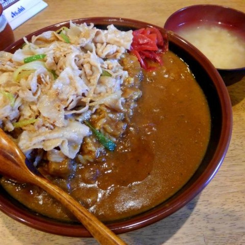 すたみなカレー（肉飯増し　味噌汁付き）(伝説のすた丼屋 八王子東浅川店)