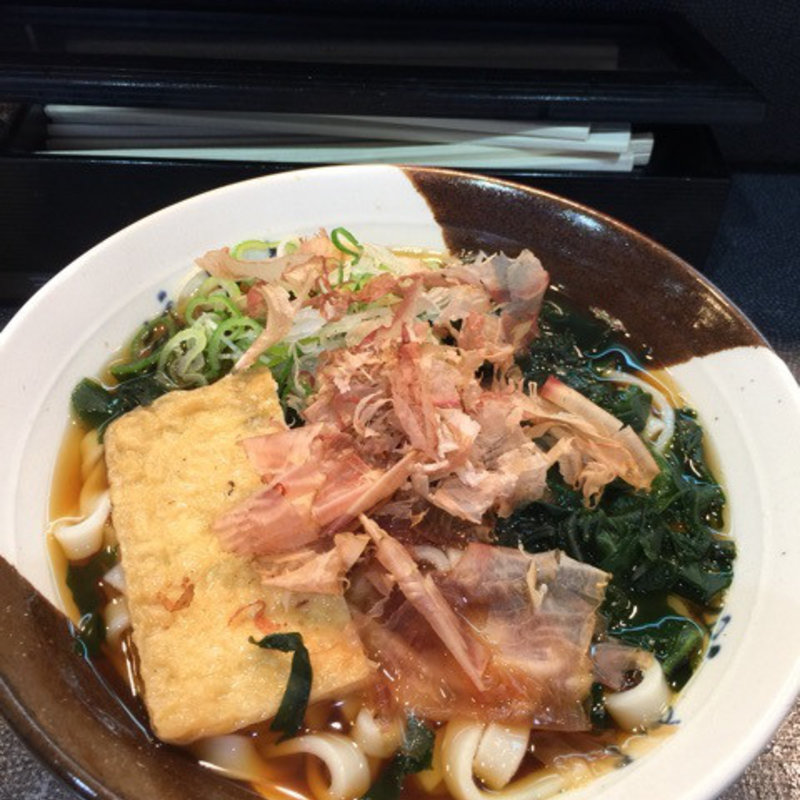 わかめ きしめん(住よし JR名古屋駅 新幹線上り)