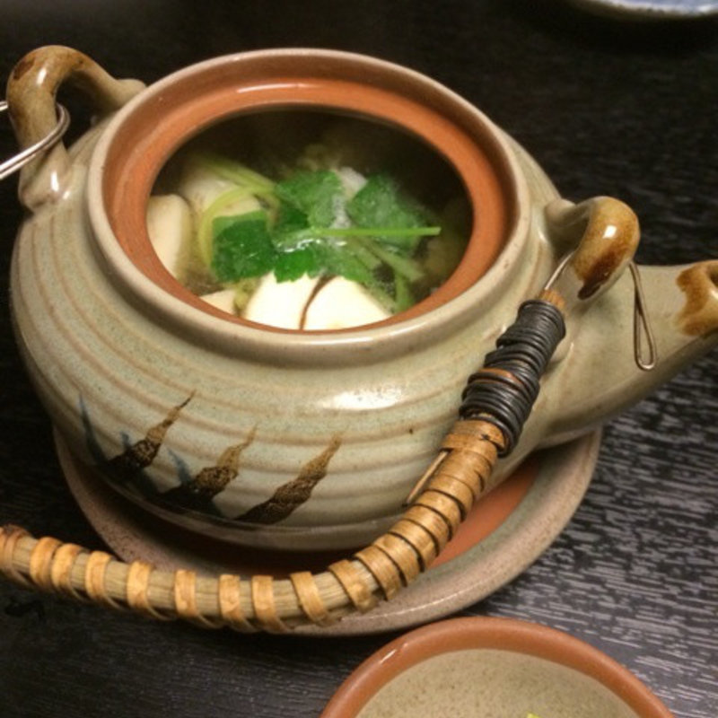 土瓶蒸し(佳久 （かきゅう）)