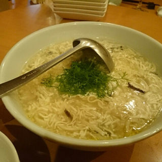 豆腐干絲のスープ(中国料理 侑膳)