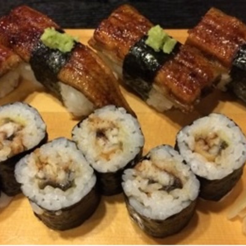 うなぎ握り(依田善)