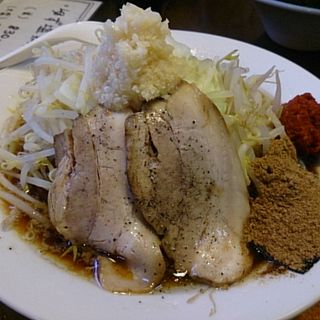 岡村二郎(信濃神麺 烈士洵名 東京店)