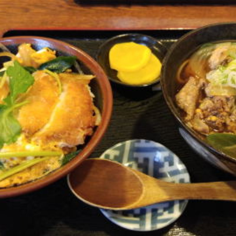 モツカツセット(信濃路 )