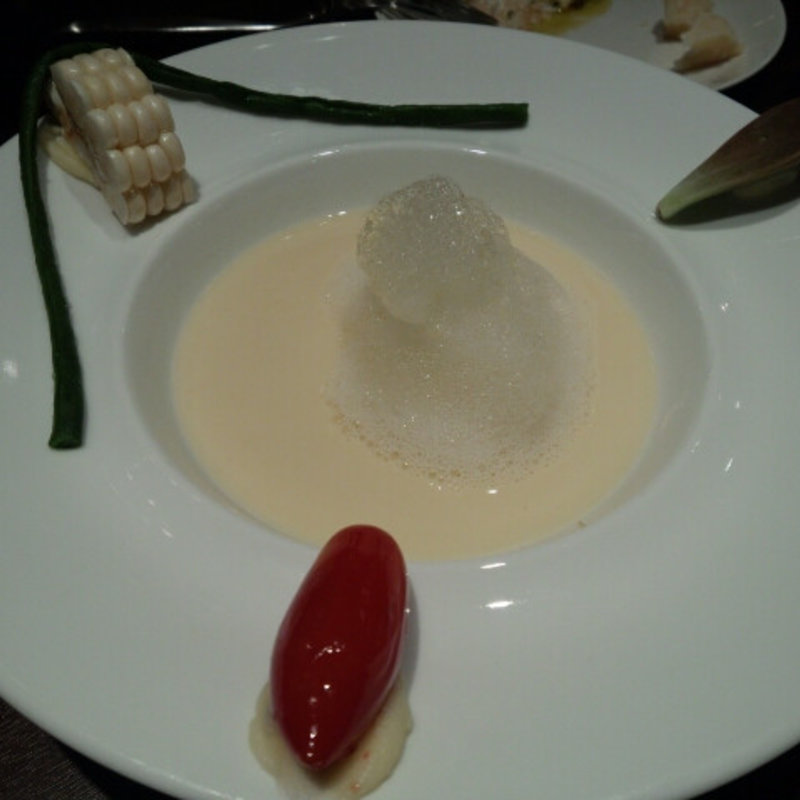 北海道産　ホワイトコーン　　中洞さんのエコロジー牛乳　の冷たいスープ(そば おでん 俺のだし 赤坂 )