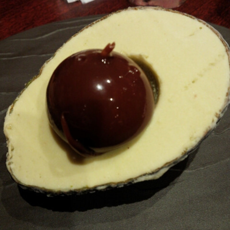 アボカドジェラートとココナッツボンボン(俺のスパニッシュ)