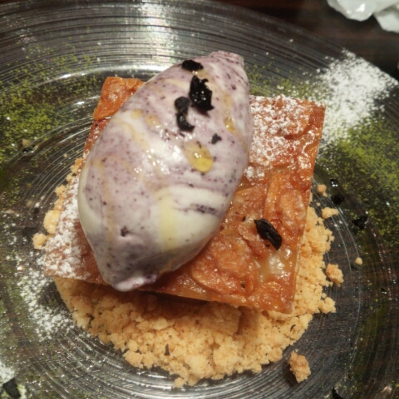 タルトショコラ　オリーブアイスクリームをあわせて(俺のフレンチ TOKYO )