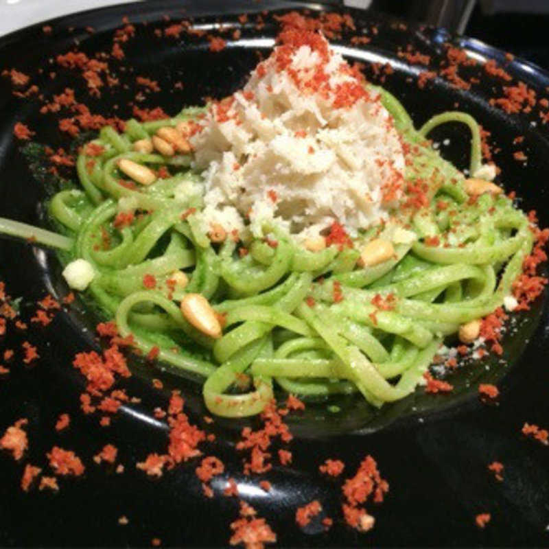 活帆立貝のジェノベーゼ(俺のフレンチ・イタリアン AKASAKA)