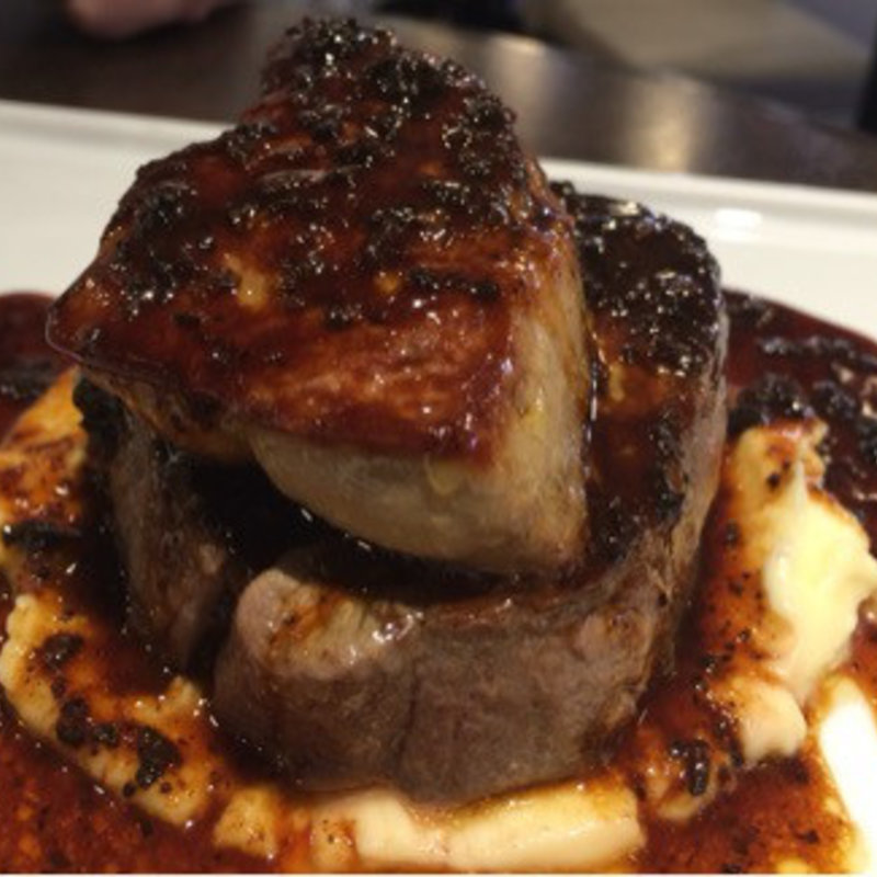 牛フィレ肉とフォアグラのロッシーニ(俺のフレンチ・イタリアン AKASAKA)