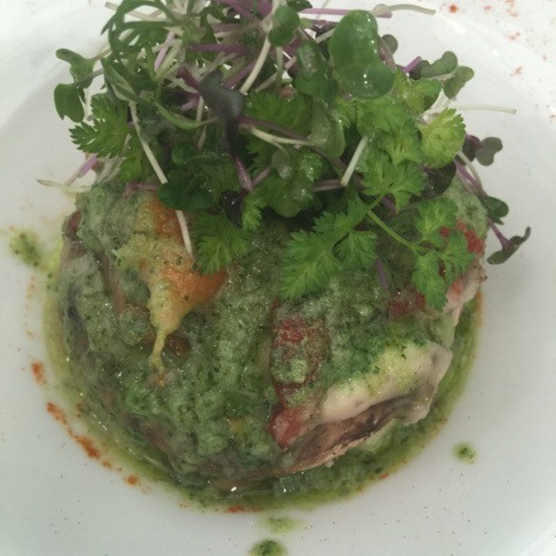 丸ごとジャンボマッシュルームとミル貝のグラタン(俺のフレンチ・イタリアン 松竹芸能 角座広場)