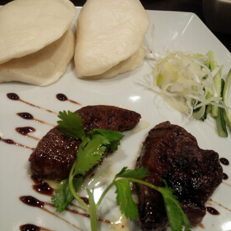 フォアグラ肉まん(俺の揚子江 銀座4丁目)