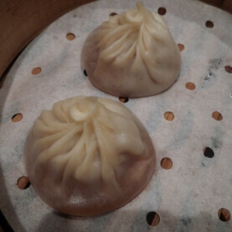 小籠包　4個(俺の揚子江 銀座4丁目)