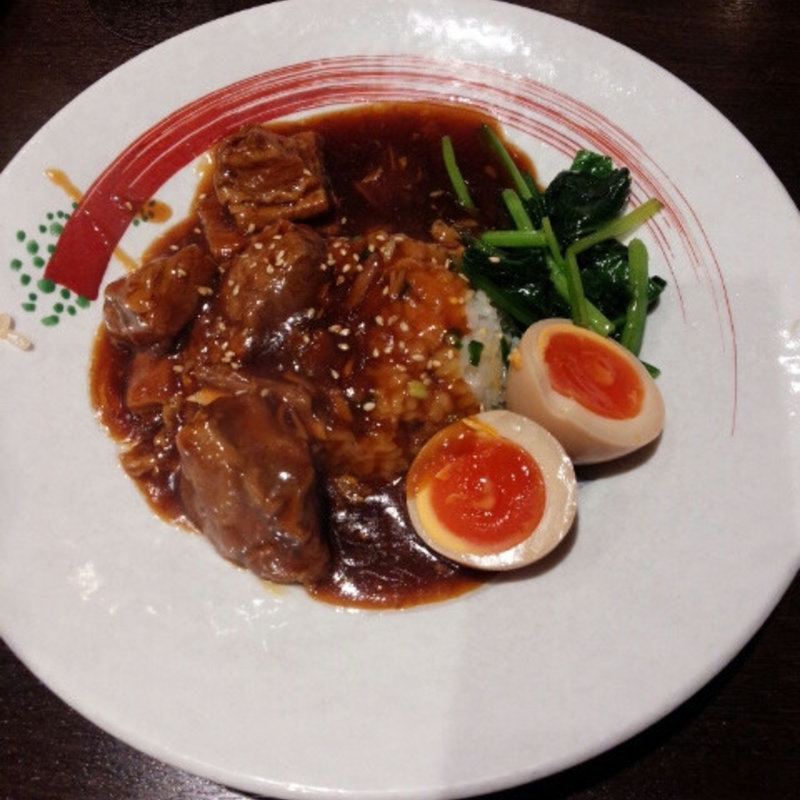 牛肉煮込みご飯(俺の揚子江 銀座4丁目)