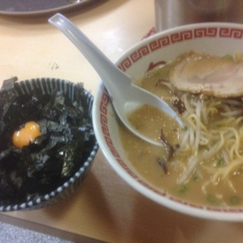 麦トロ定食(八十吉ラーメン )