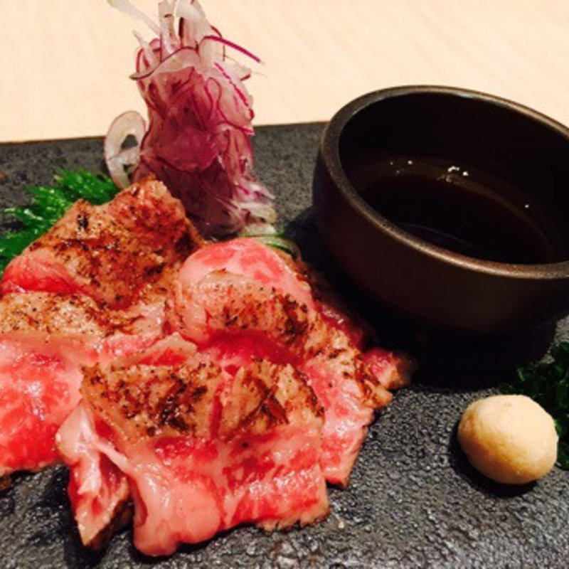 和牛のタタキ(八新鮨 （はっしんずし）)