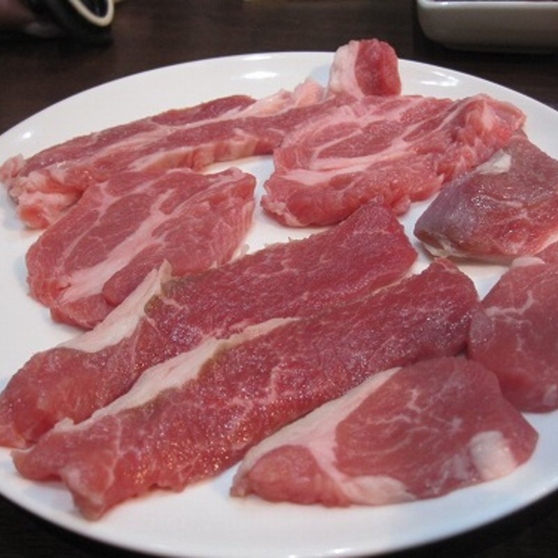 熟成ラム肉の盛り合わせ(八輪 （ハチリン）)