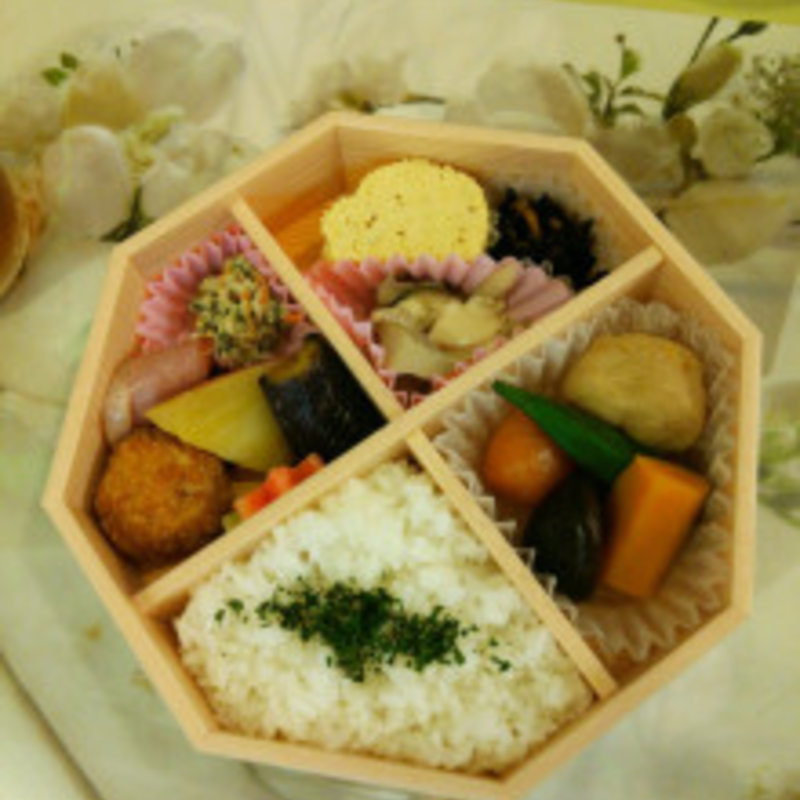 お弁当(六盛 )