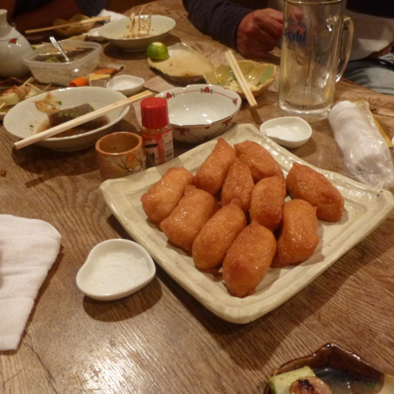 稲荷さん(六軒町 )