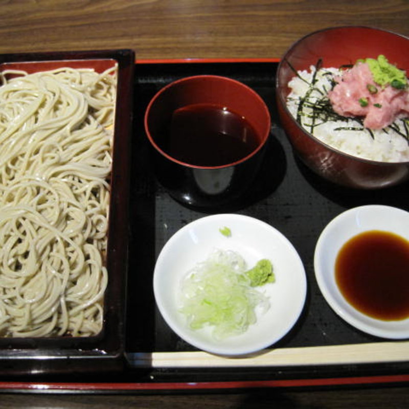 新蕎麦せいろとねぎとろ丼(柿天舎 )