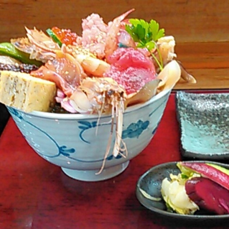 海鮮丼（20種）(割烹　秀月 )