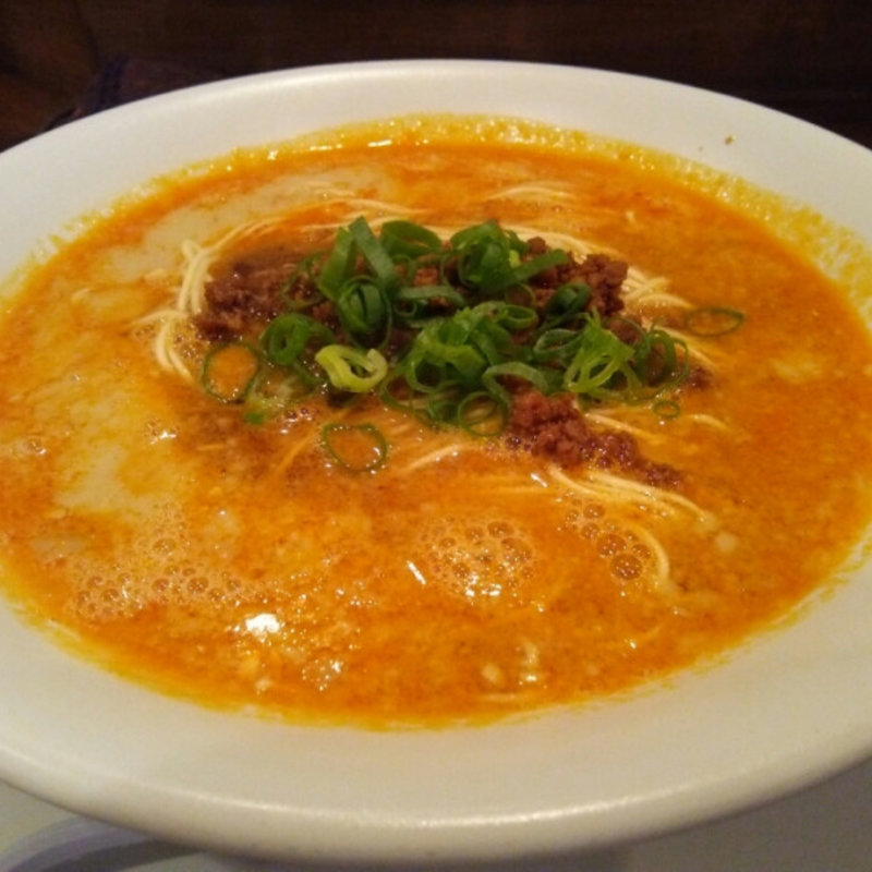 鳴龍の担々麺(創作麺工房)