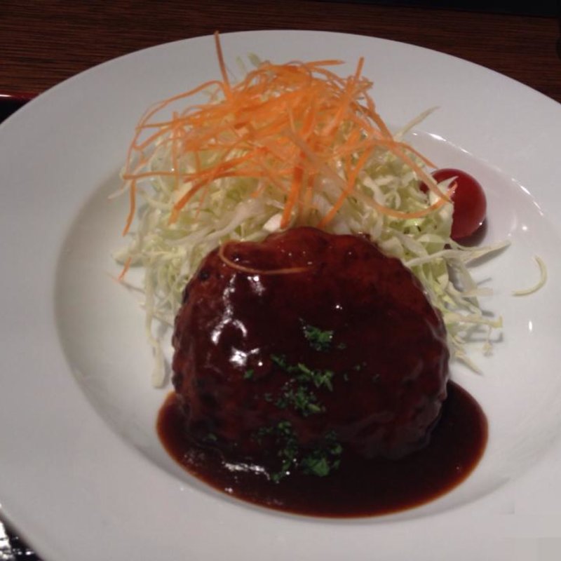 六四ハンバーグ(加藤牛肉店シブツウ)