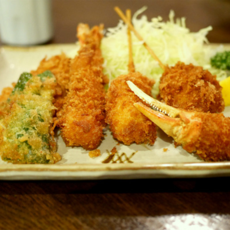 シーフード揚げ(勝烈庵 馬車道総本店 （かつれつあん）)