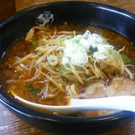 黒辛ラーメン   